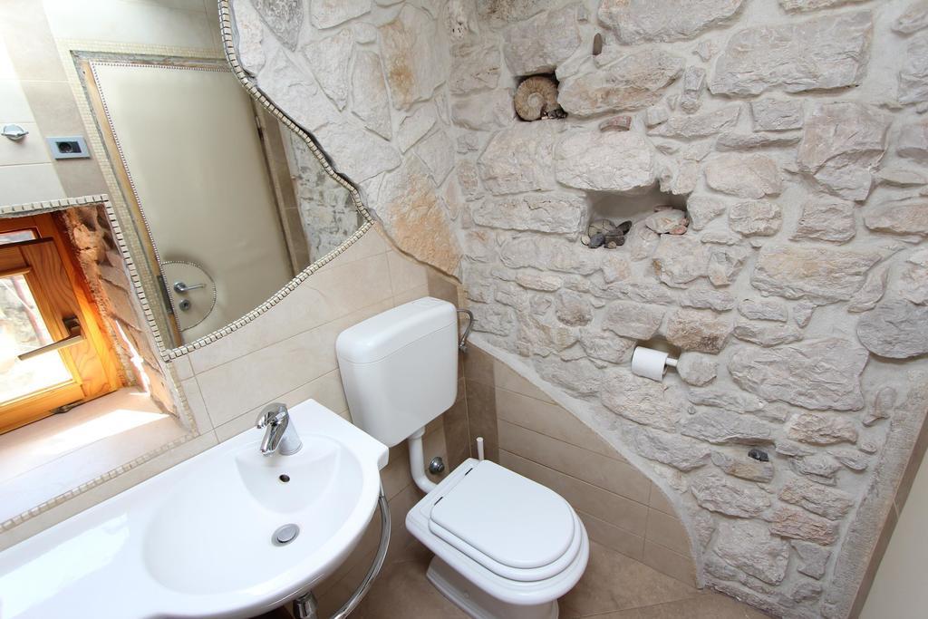 Apartment Midea Ровинь Экстерьер фото
